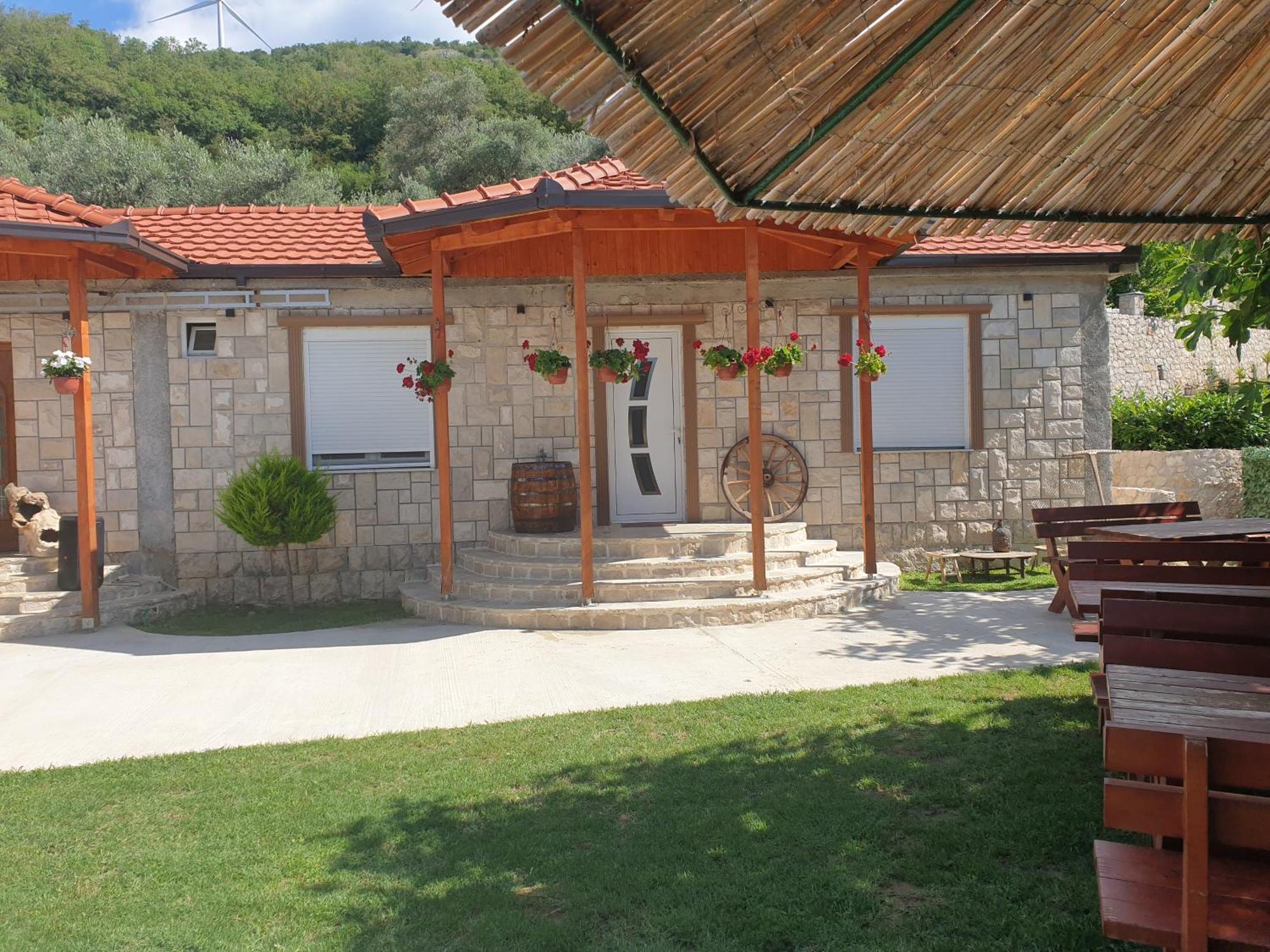 Rustic Villas Barlovic Ulcinj Luaran gambar